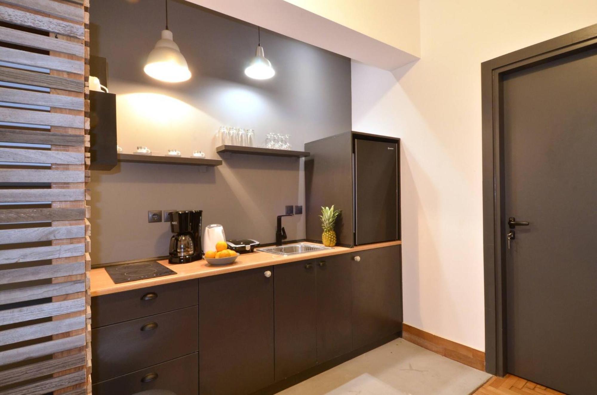 A Modern Rustic Cosy Apartment At The Foot Of Mount Lycabettus Athens Exterior photo